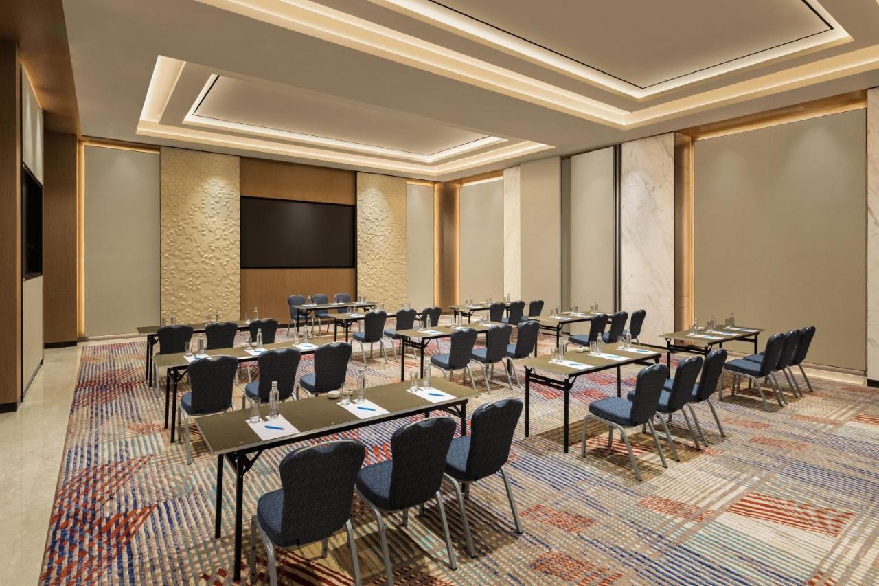 Hotel Fairfield By Marriott Mumbai International Airport Exterior foto