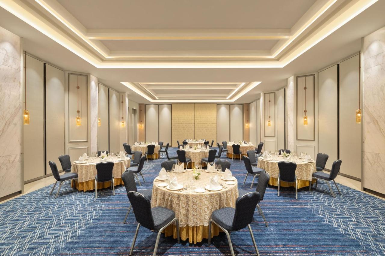 Hotel Fairfield By Marriott Mumbai International Airport Exterior foto